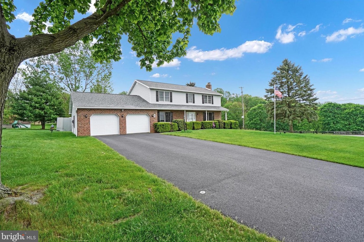 1 Shetland Dr, Shrewsbury, PA 17361-1346