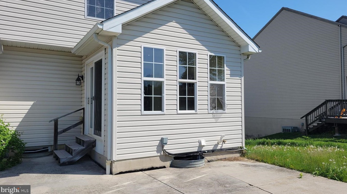 79 Zachary Dr, Hanover, PA 17331-8669