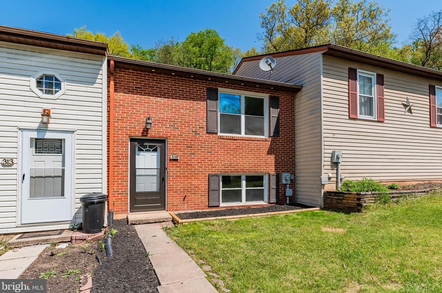 309 Juniper Dr, Etters, PA 17319