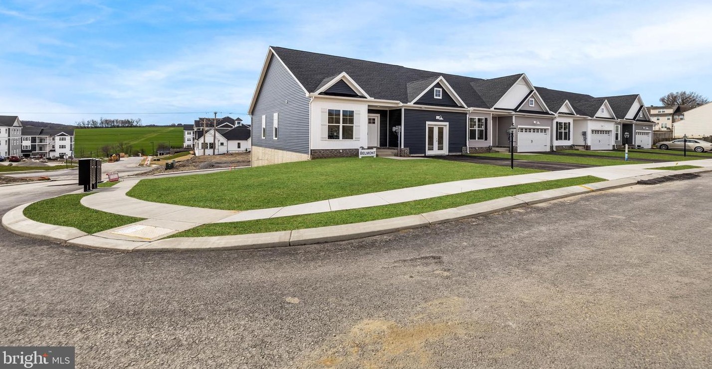 259 Ridge View Ln, Hanover, PA 17331-7466