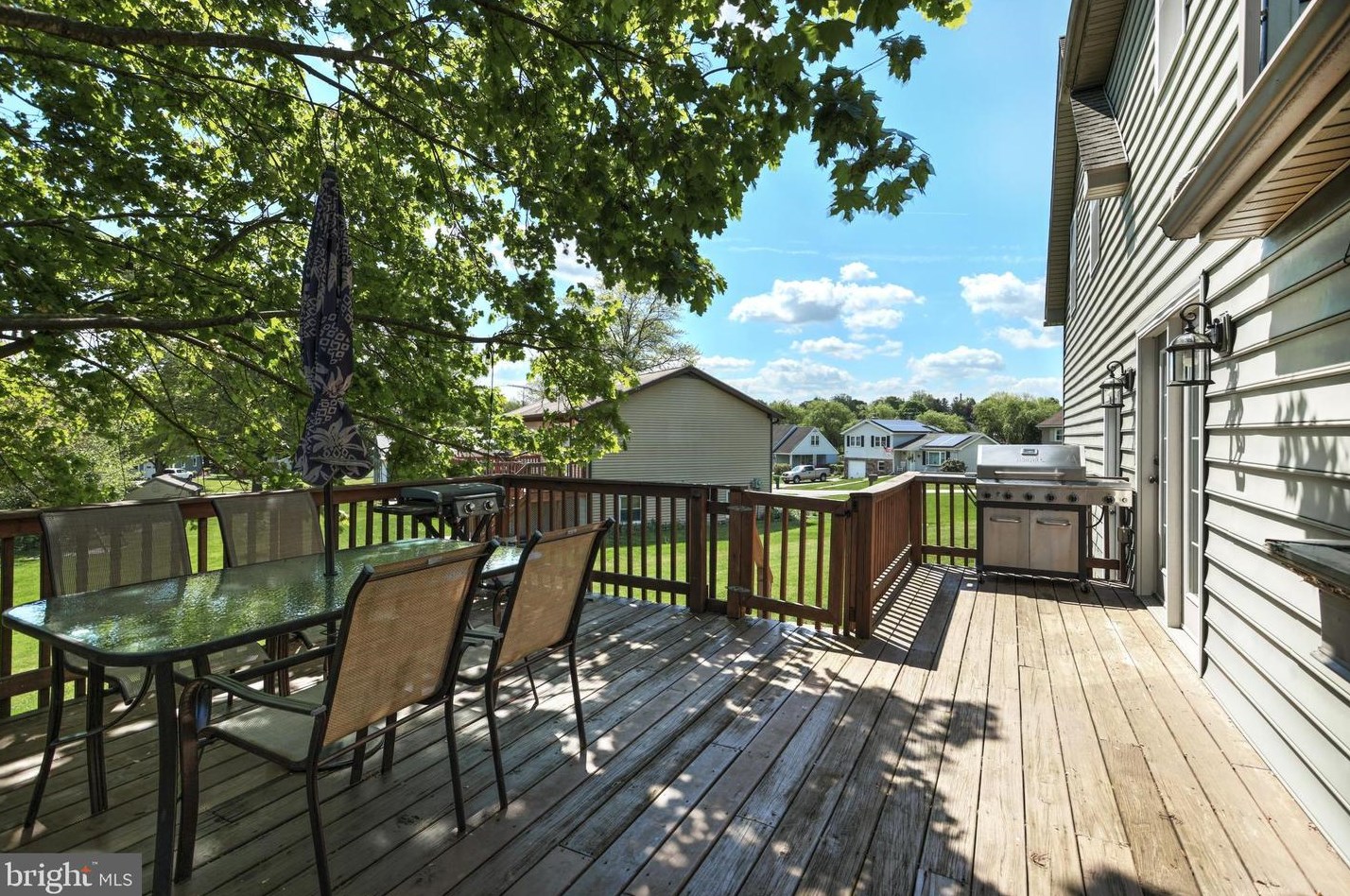 17 Campus Ave, Spring Grove PA  17362-1413 exterior