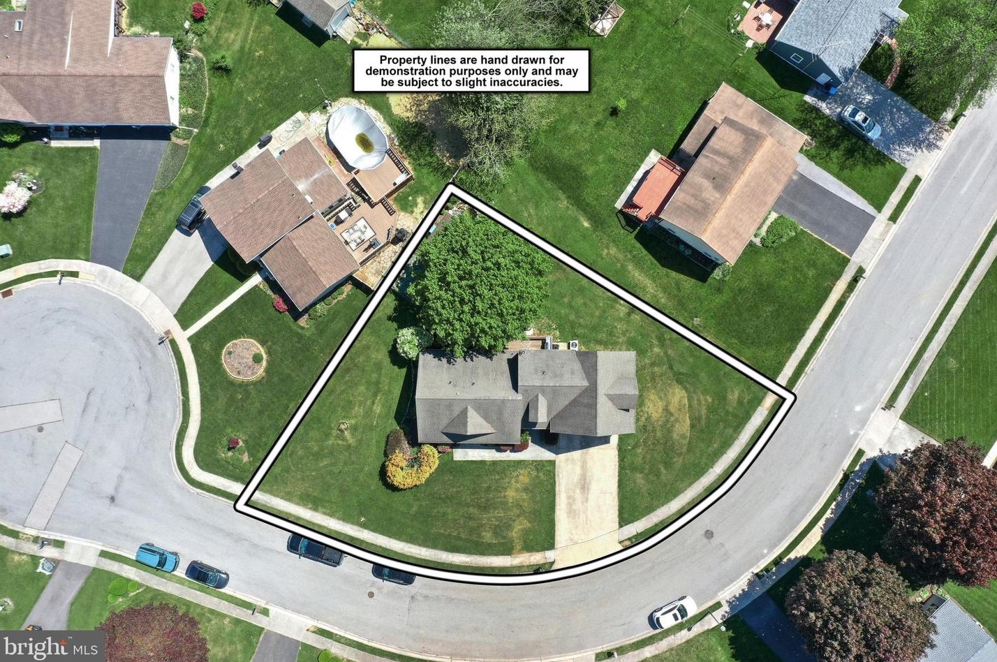 17 Campus Ave, Spring Grove PA  17362-1413 exterior