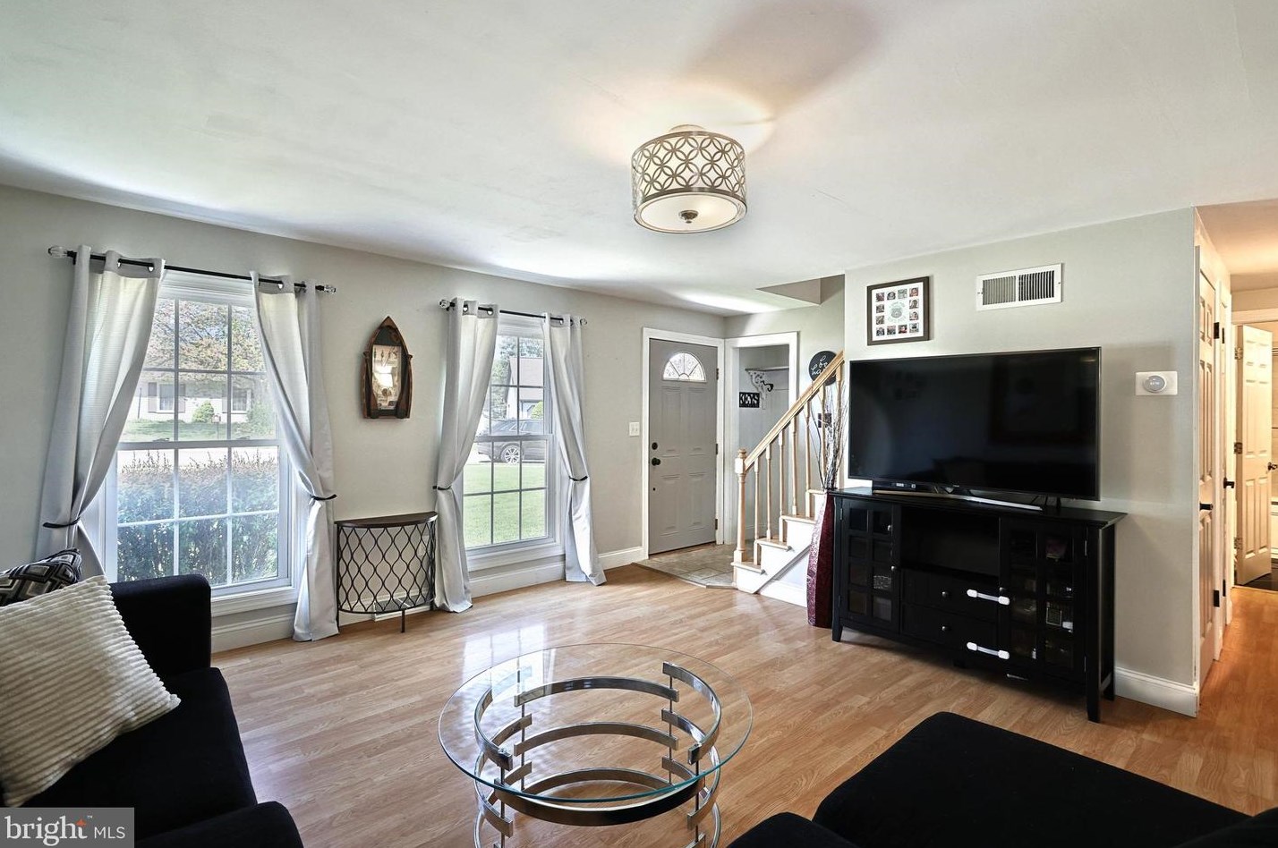 17 Campus Ave, Spring Grove PA  17362-1413 exterior