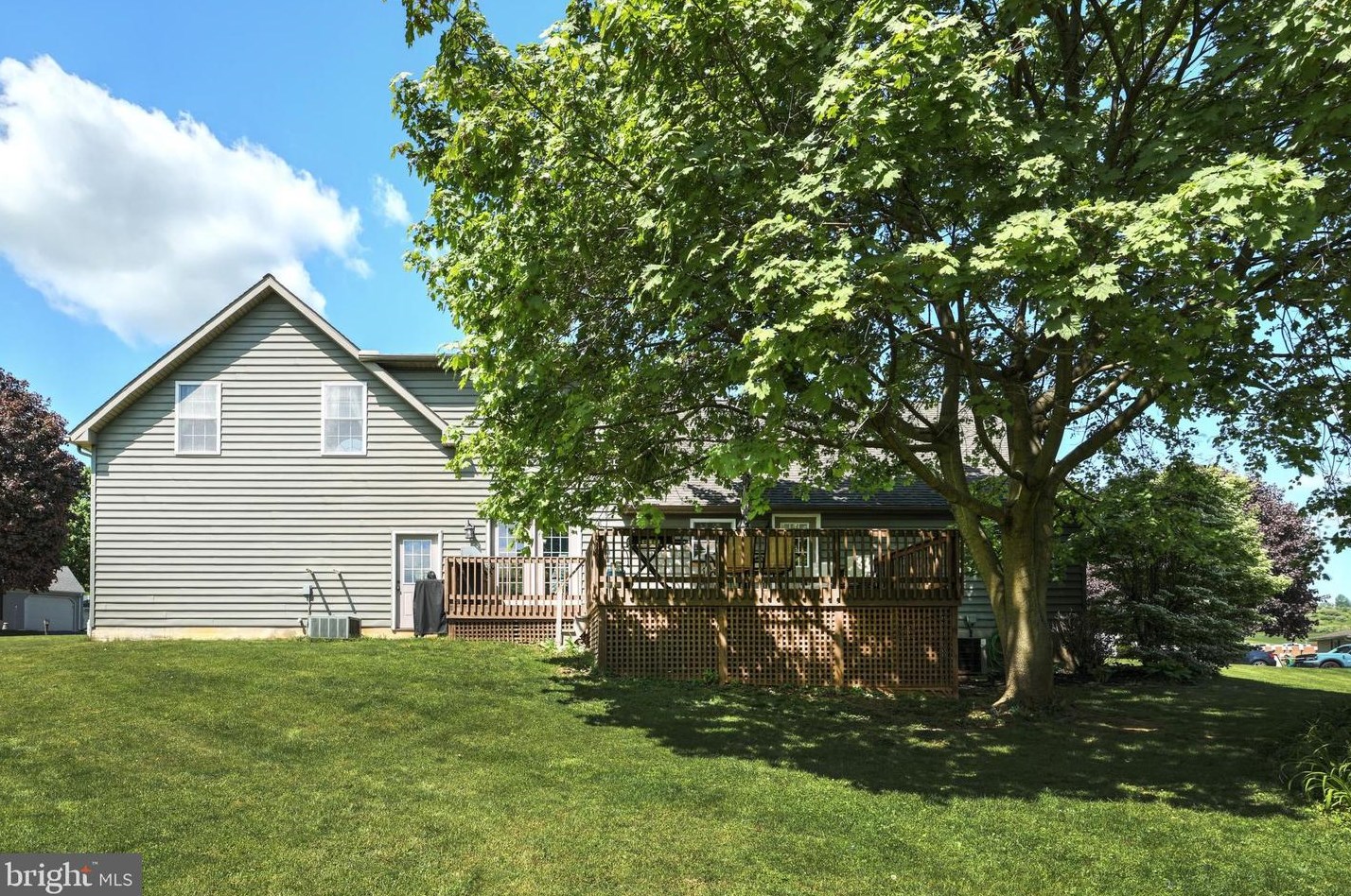 17 Campus Ave, Spring Grove PA  17362-1413 exterior