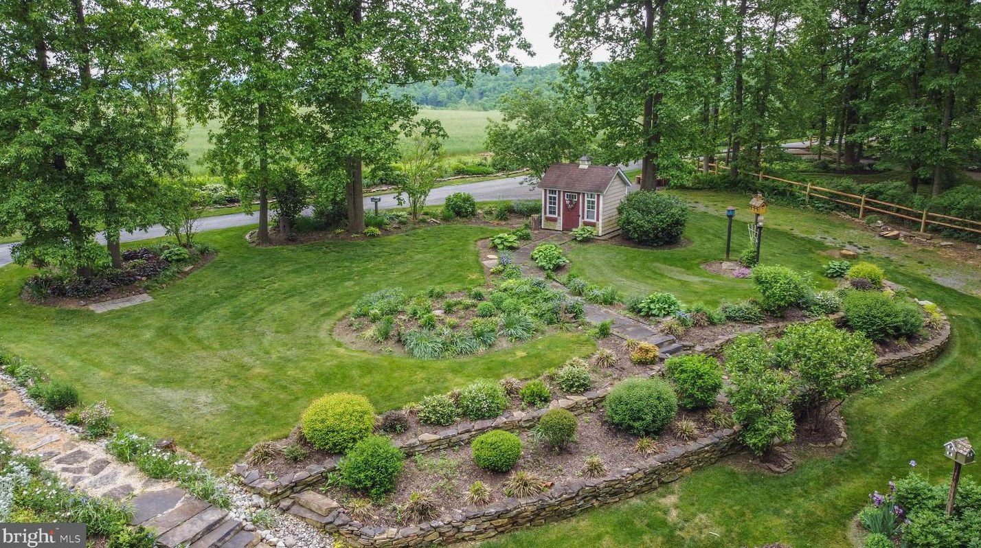 27 Serenity Ln, Brogue, PA 17309-9154