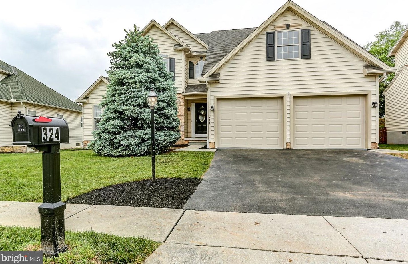 324 Fox Knoll Ct, Hanover, PA 17331-5234