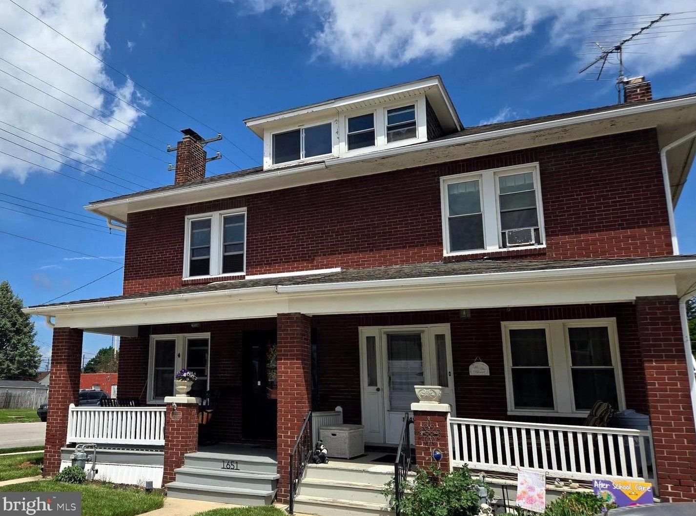 1651 Philadelphia St, York, PA 17403-1236