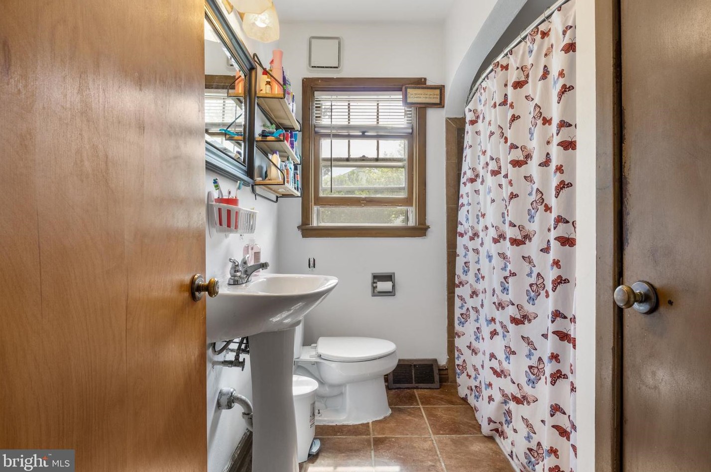 798 Fairview Dr, Hanover PA 17331-8436 exterior