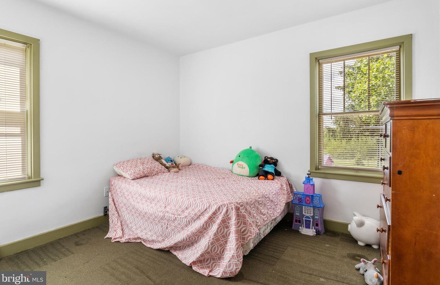 798 Fairview Dr, Hanover PA 17331-8436 exterior