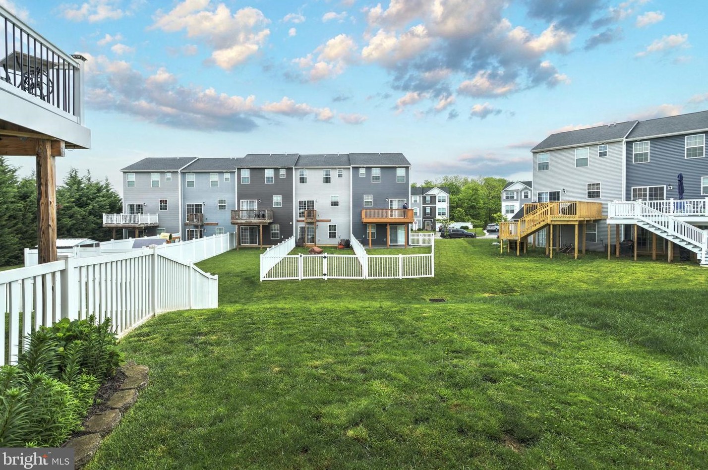 48 Ctr St, Hanover PA 17331-2829 exterior