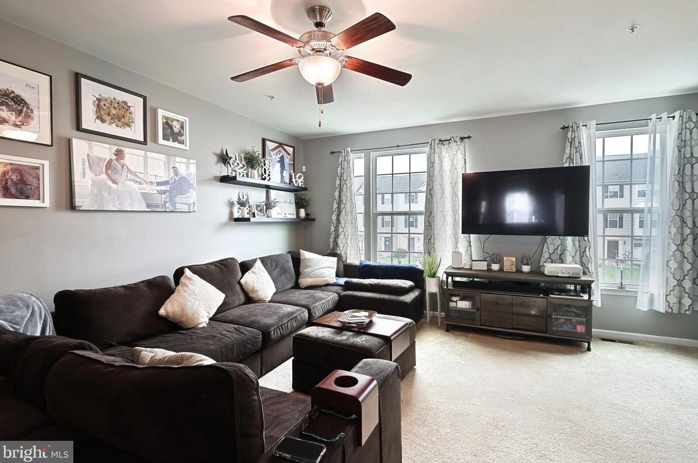 48 Ctr St, Hanover PA 17331-2829 exterior