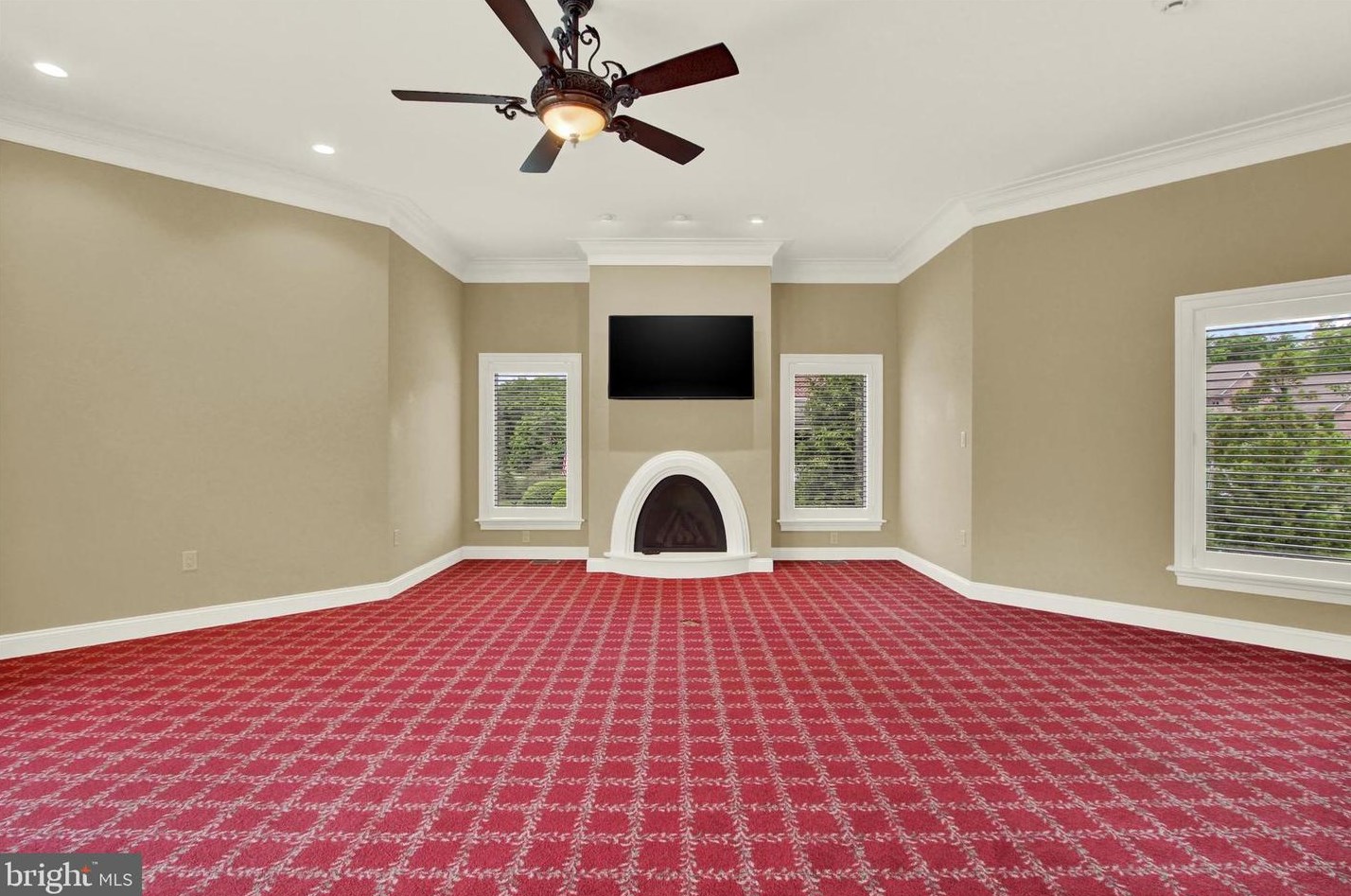 280 Thornhill Dr, Hanover PA  17331-7973 exterior