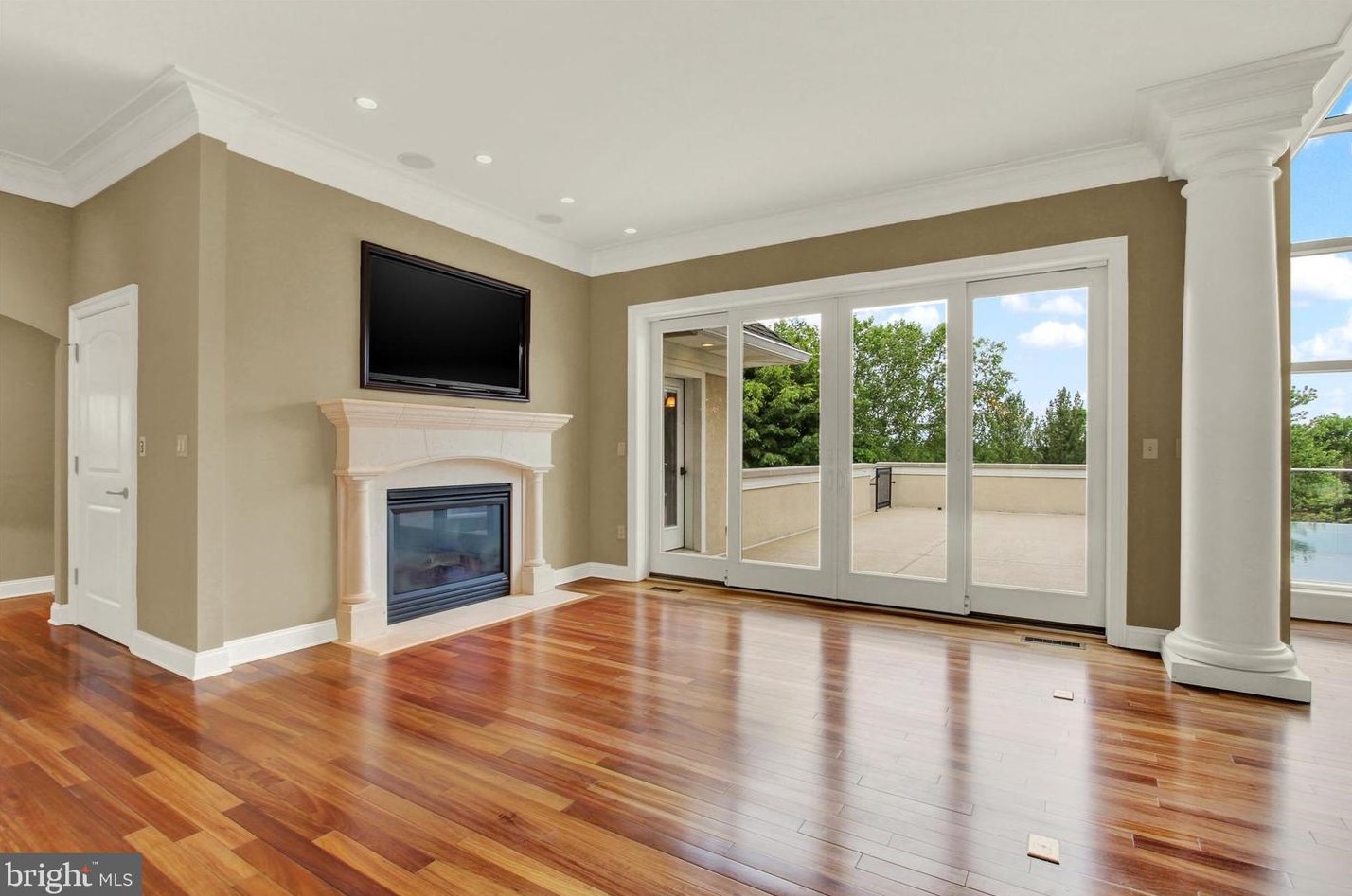 280 Thornhill Dr, Hanover PA  17331-7973 exterior