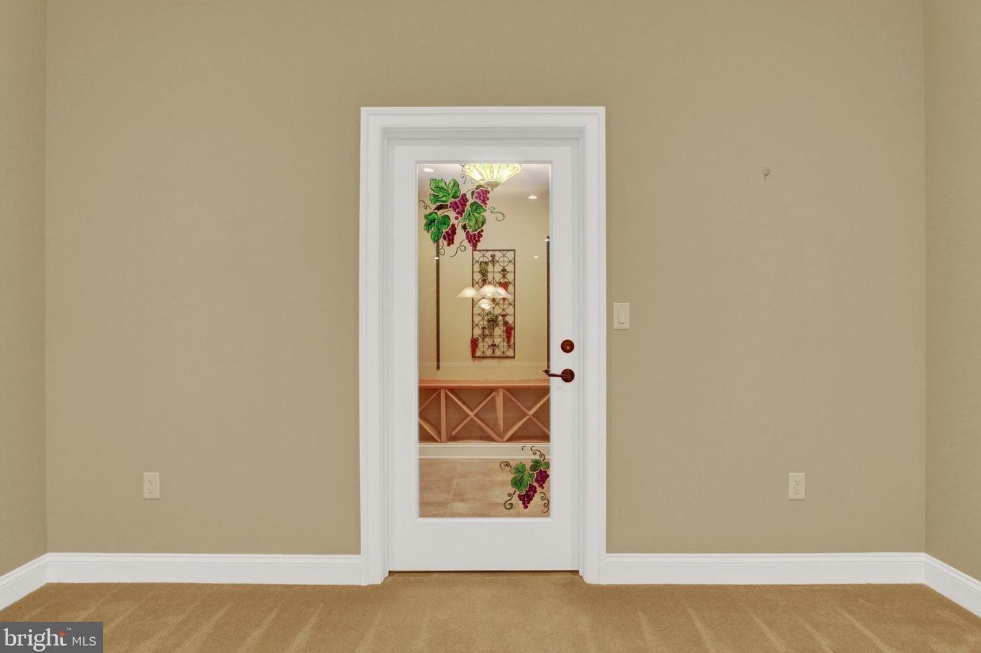 280 Thornhill Dr, Hanover PA  17331-7973 exterior