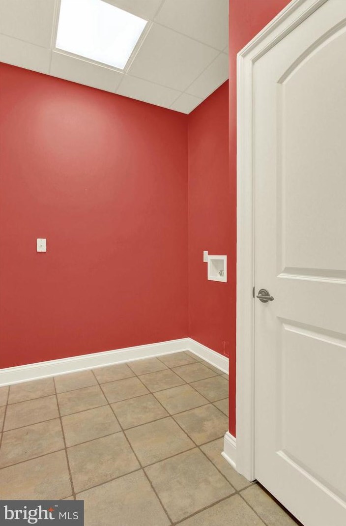 280 Thornhill Dr, Hanover PA  17331-7973 exterior