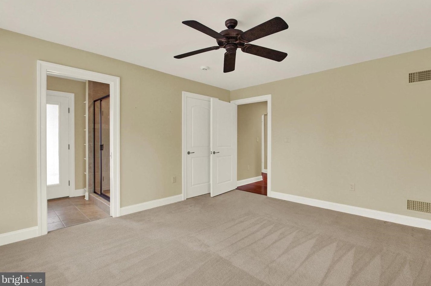 280 Thornhill Dr, Hanover PA  17331-7973 exterior