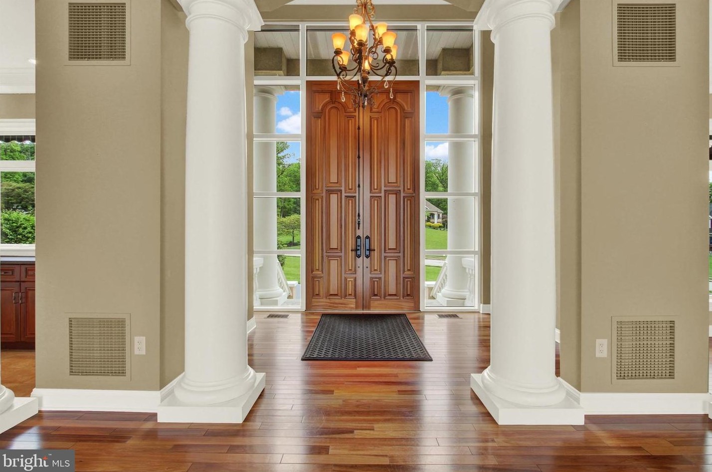 280 Thornhill Dr, Hanover PA  17331-7973 exterior