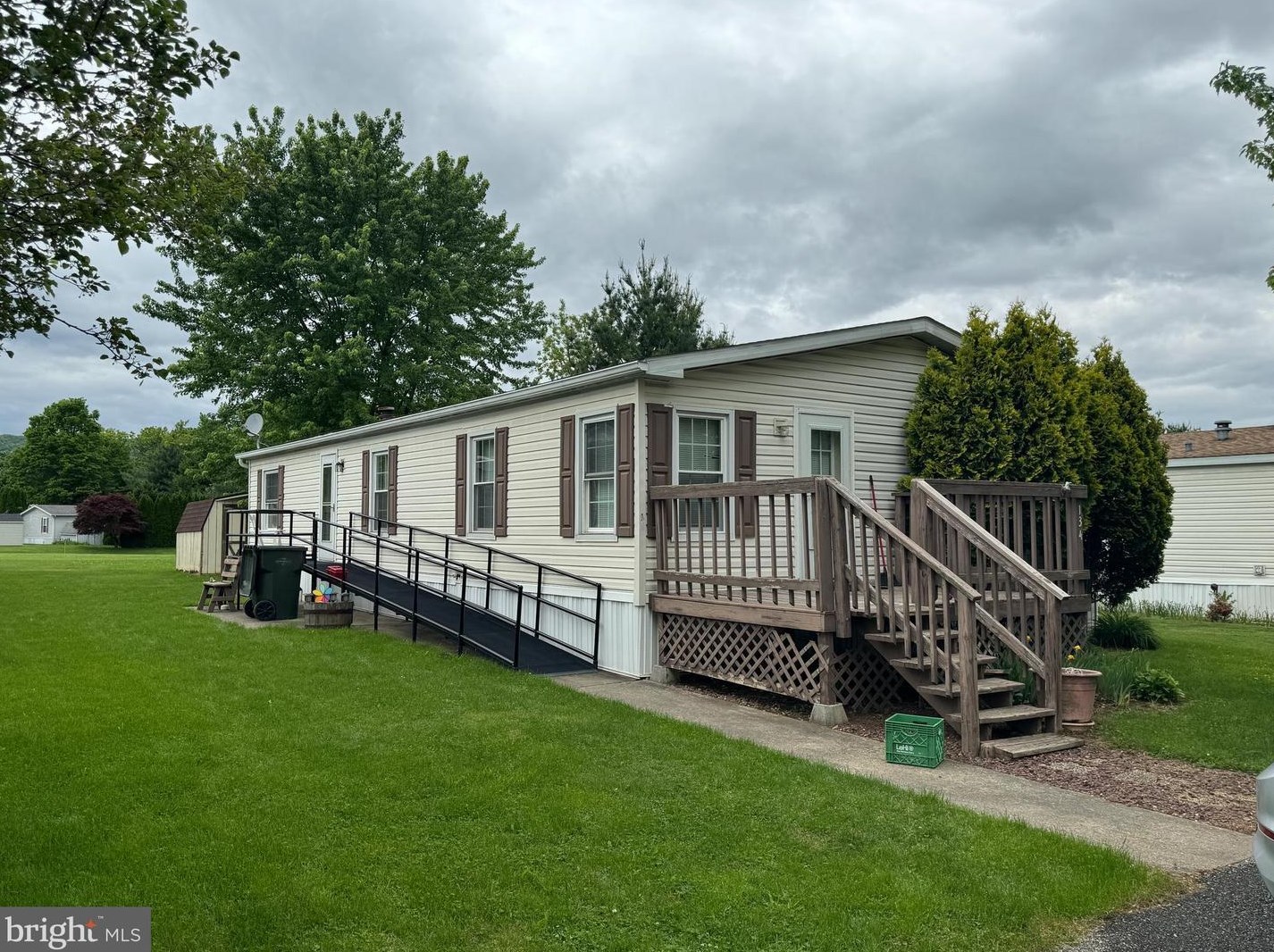 134 Mimosa Dr, York, PA 17402-8658