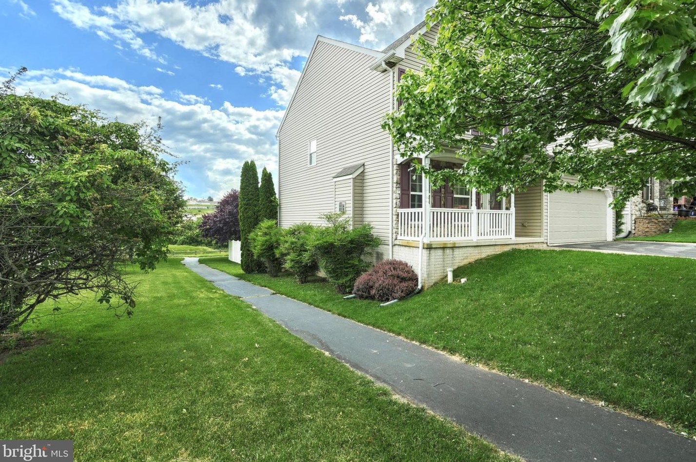 285 Thomas Armor Dr, Bittersville PA  17366-9017 exterior