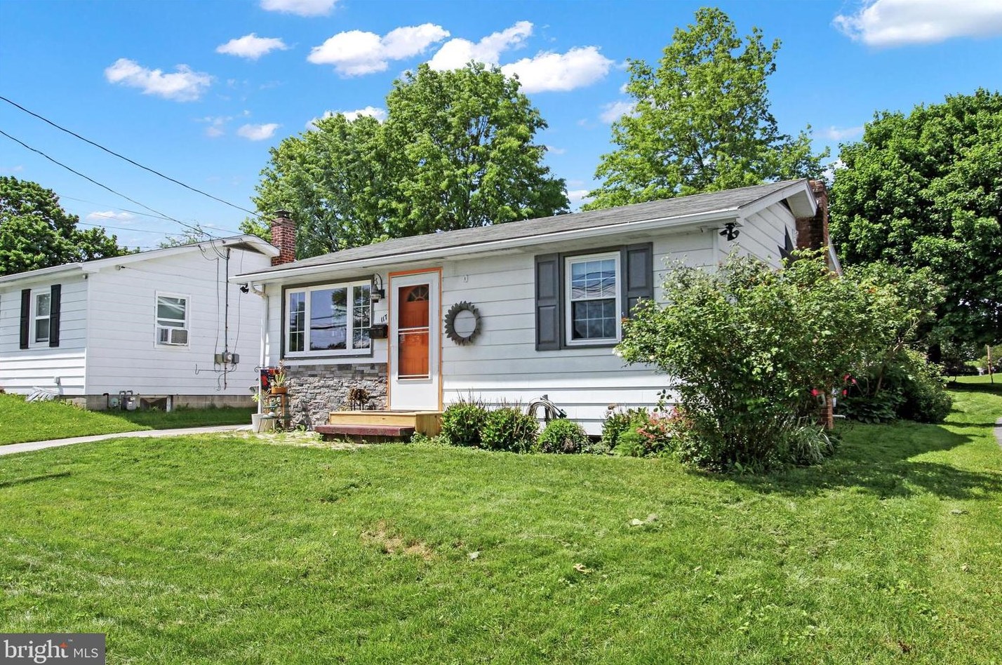117 Beck Mill Rd, Hanover, PA 17331-3835