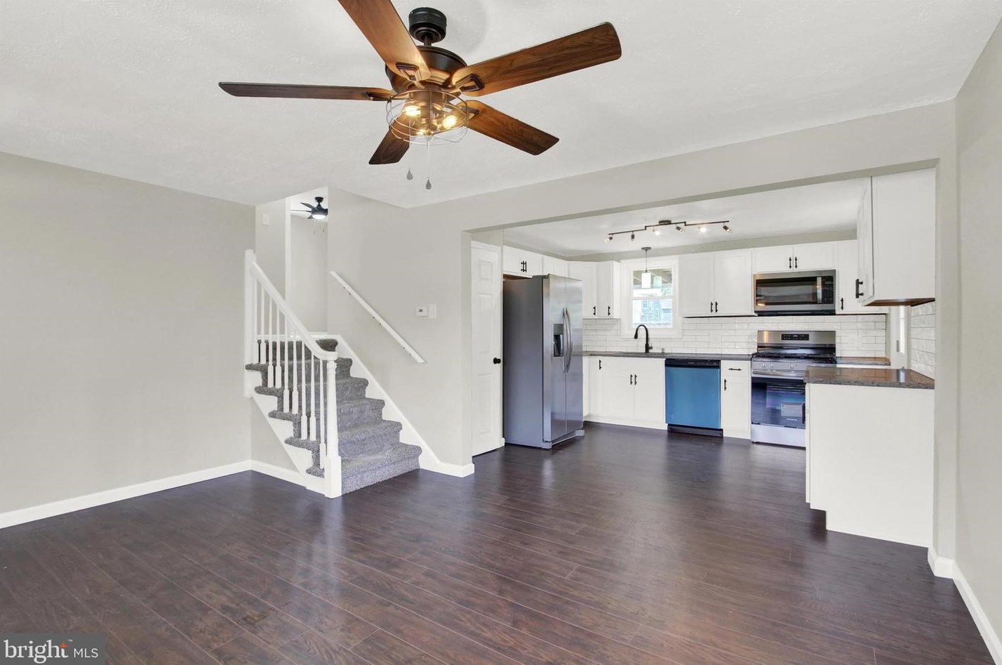 721 Priority Rd, York, PA 17404-2452