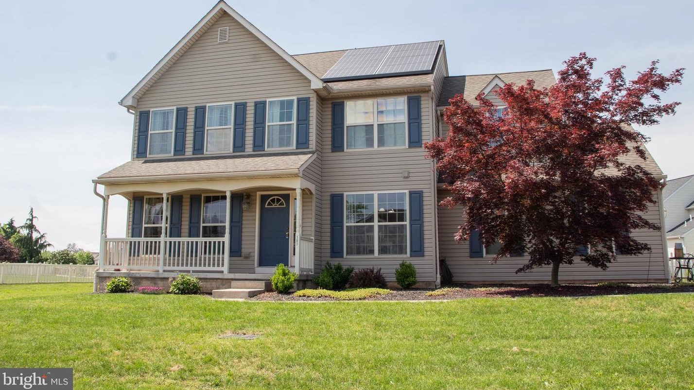 565 Soapstone Ln, York, PA 17404-9688