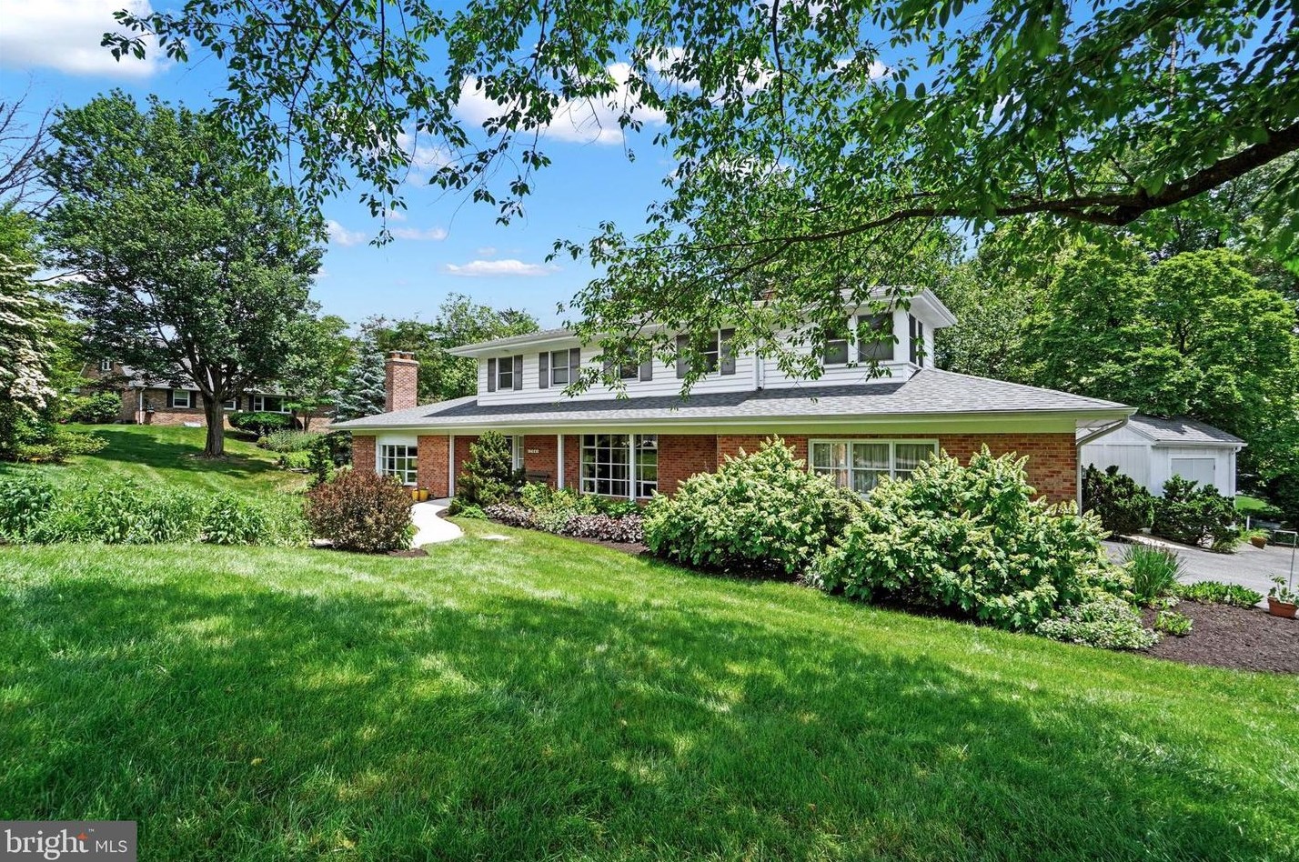 744 Dogwood Cir, York, PA 17403-4412