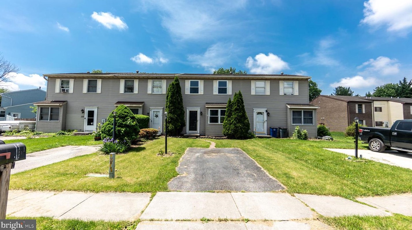 114 Edward St, Hanover, PA 17331-2727