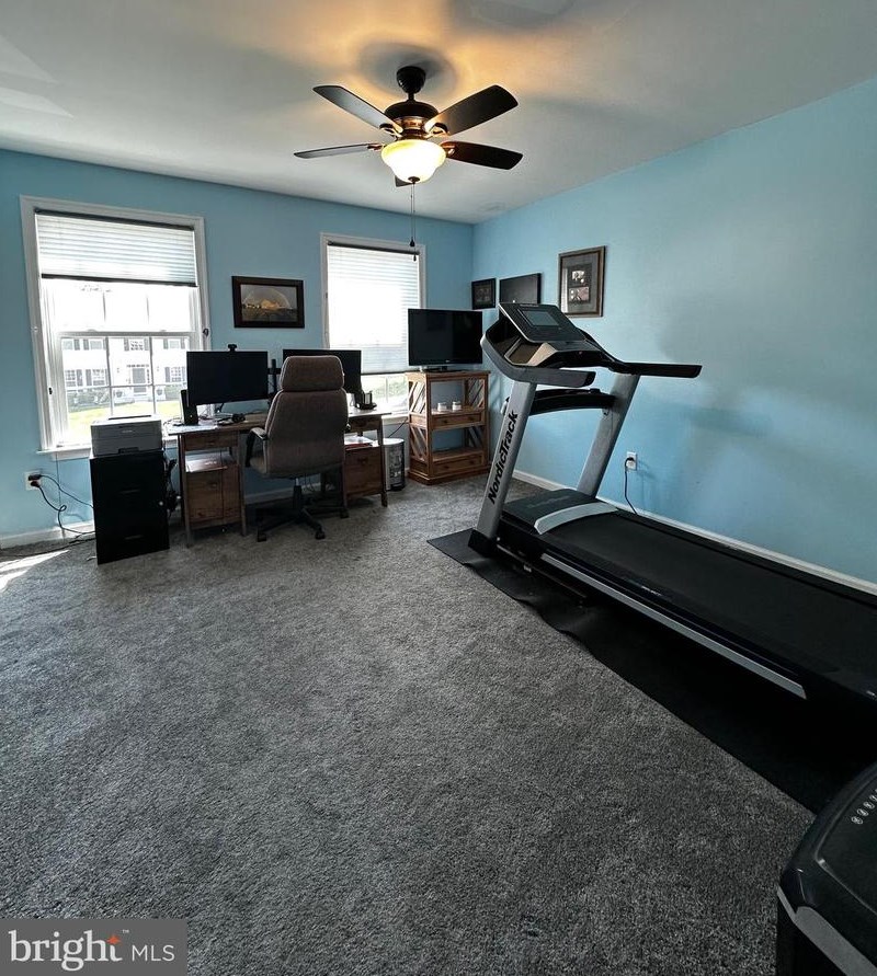 2251 Water Garden Dr, Hanover PA 17331-8323 exterior