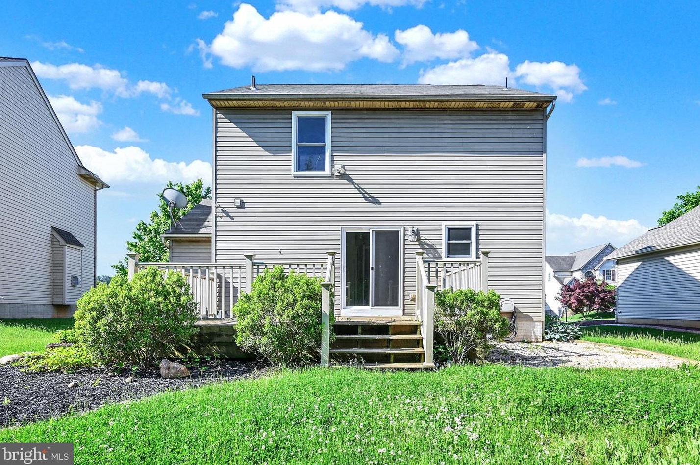 270 Thomas Armor Dr, Bittersville PA 17366-9000 exterior