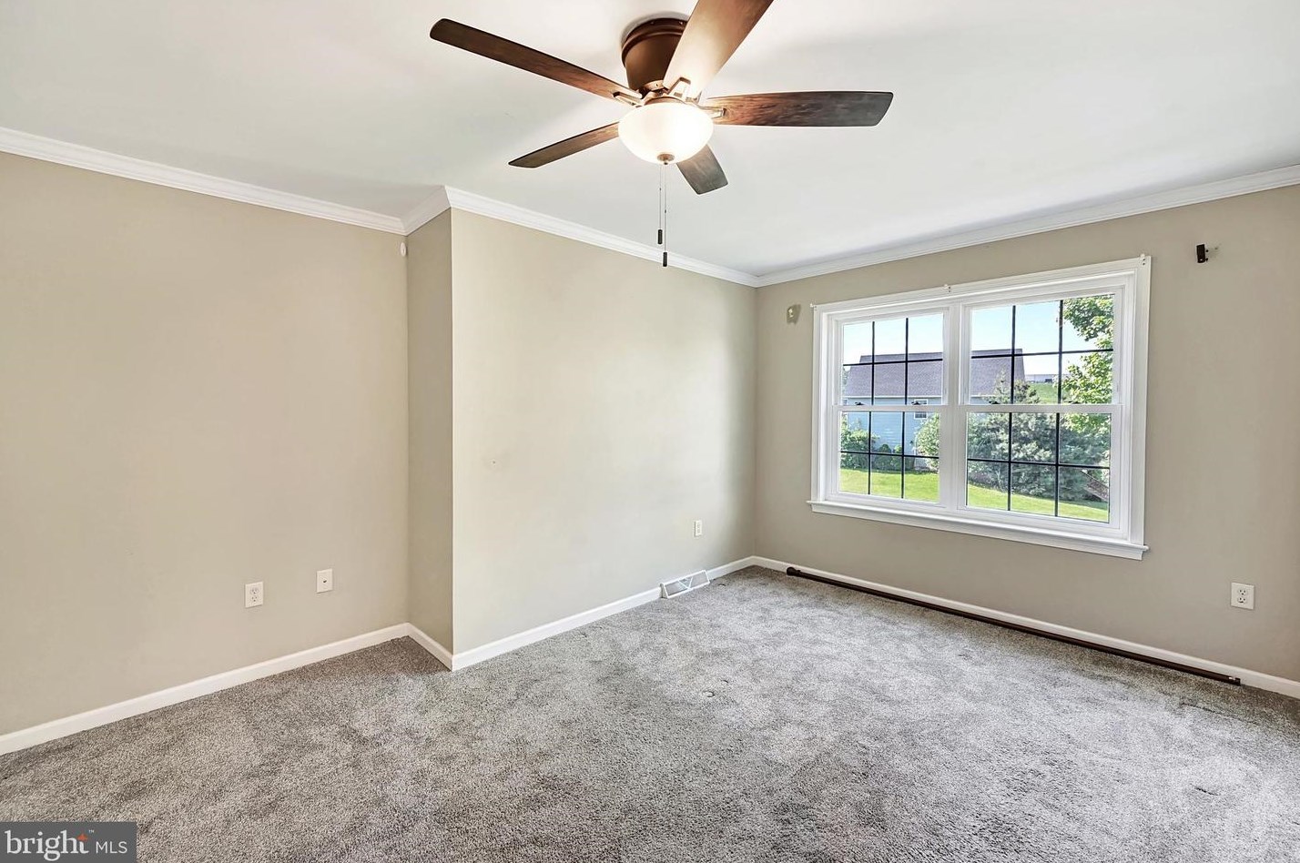 270 Thomas Armor Dr, Bittersville PA 17366-9000 exterior