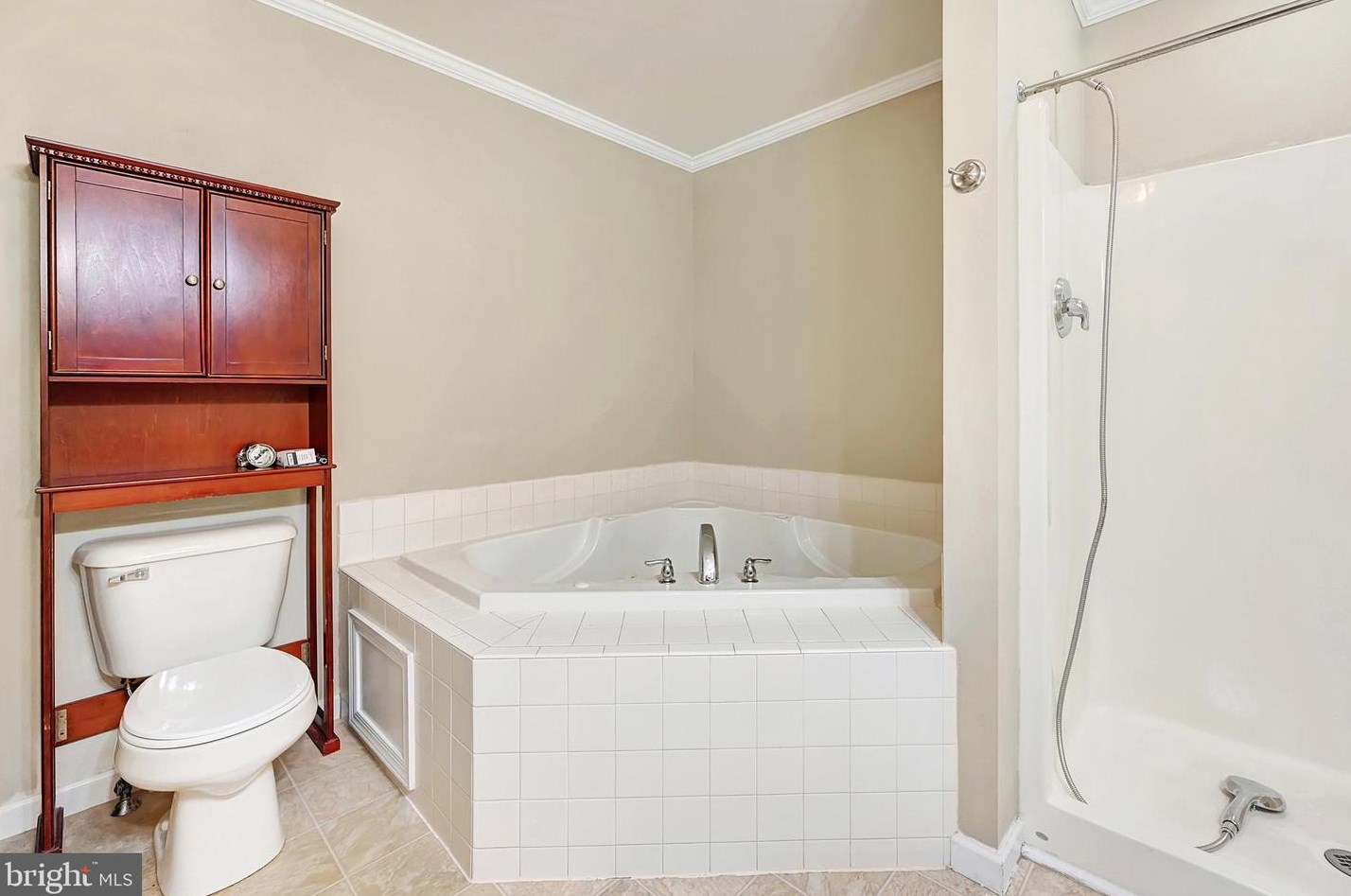 270 Thomas Armor Dr, Bittersville PA 17366-9000 exterior