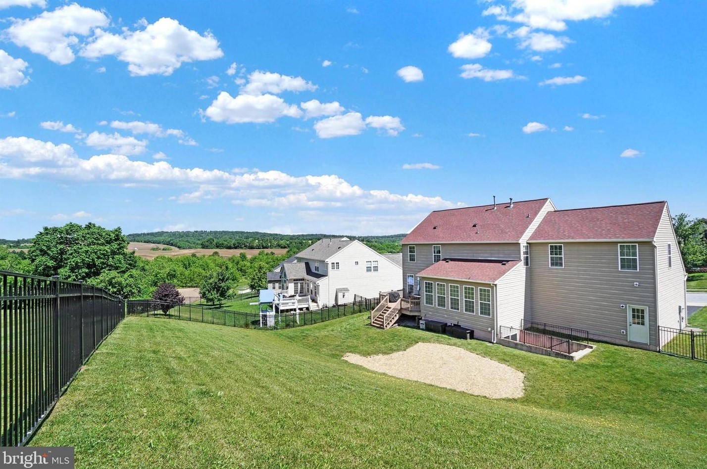 2542 Codorus Ln, Spring Grove PA  17362-9101 exterior