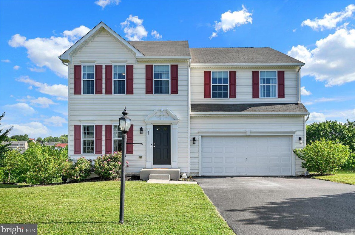 43 Malek Dr, Hanover, PA 17331
