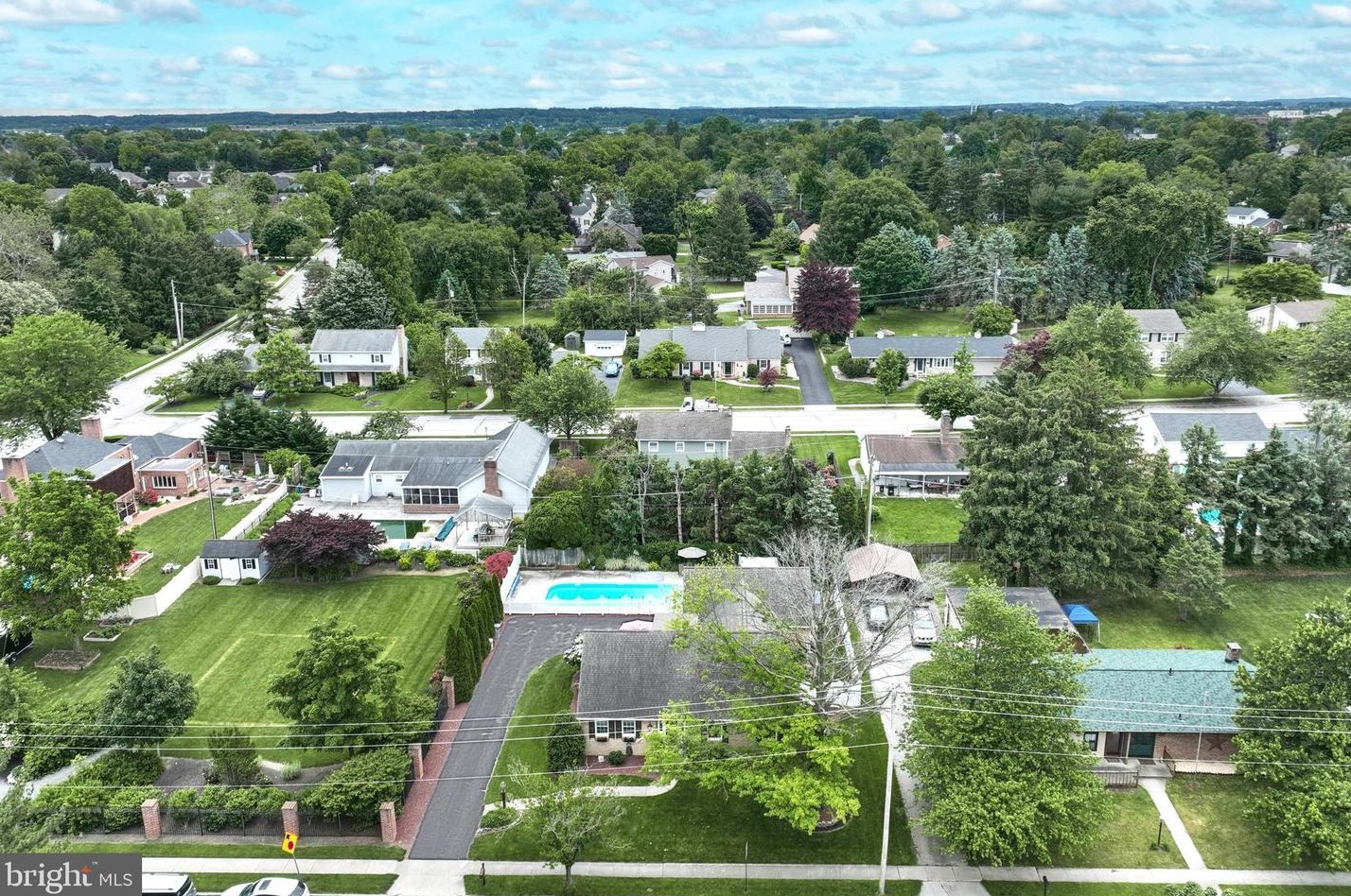 387 Dart Dr, Hanover PA 17331-1324 exterior