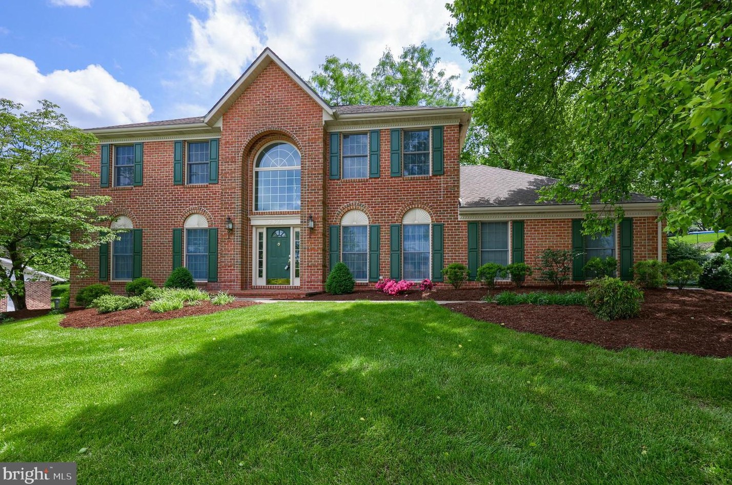3521 Thunderhill Rd, York, PA 17402-4441
