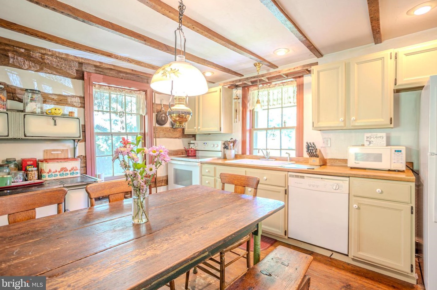 497 Laurence Dr, Hanover PA 17331-8499 exterior