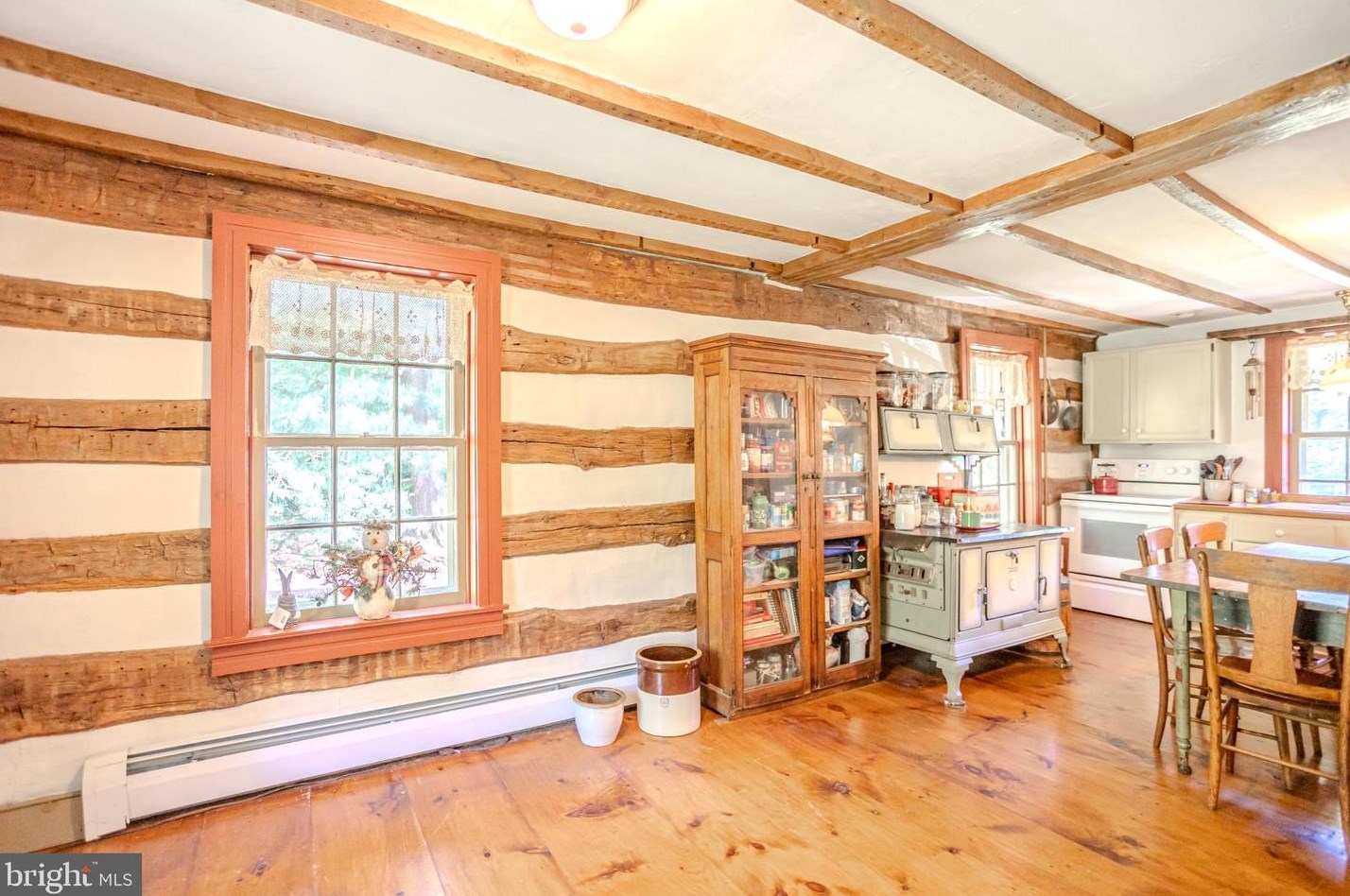 497 Laurence Dr, Hanover PA 17331-8499 exterior