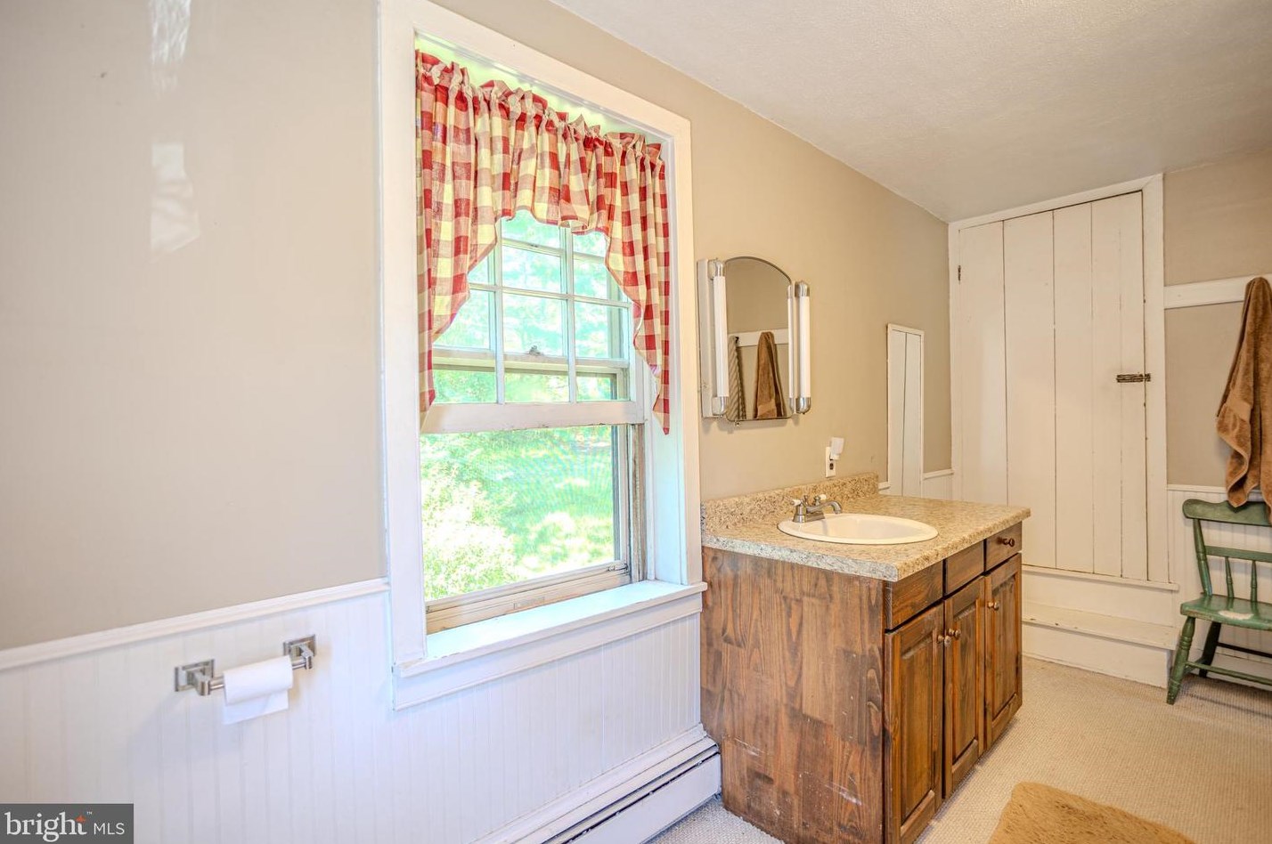 497 Laurence Dr, Hanover PA 17331-8499 exterior