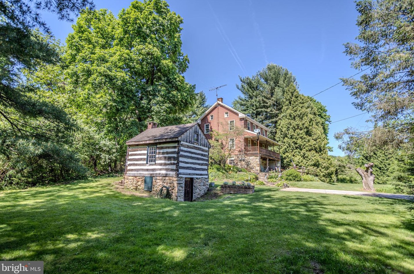 497 Laurence Dr, Hanover PA 17331-8499 exterior