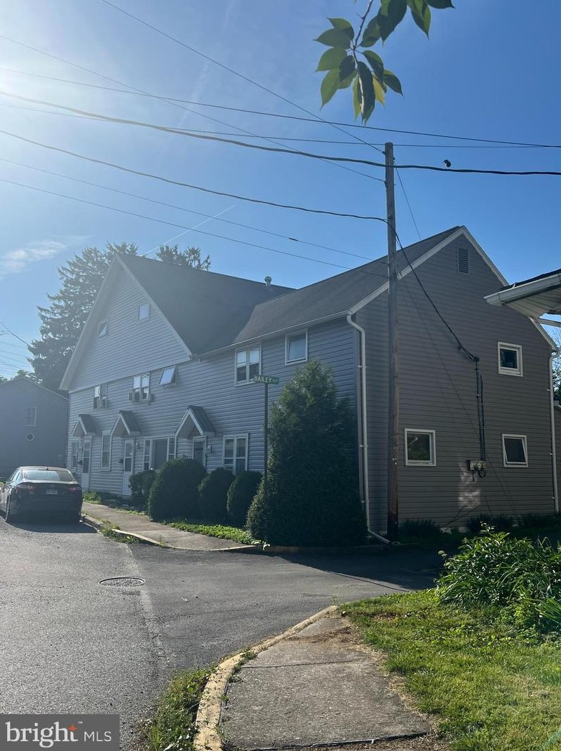 119 Harrisburg St, Siddonsburg, PA 17019-1241