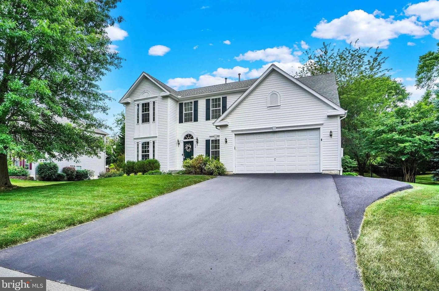 14 Smith Mill Rd, Tolna, PA 17349-8148