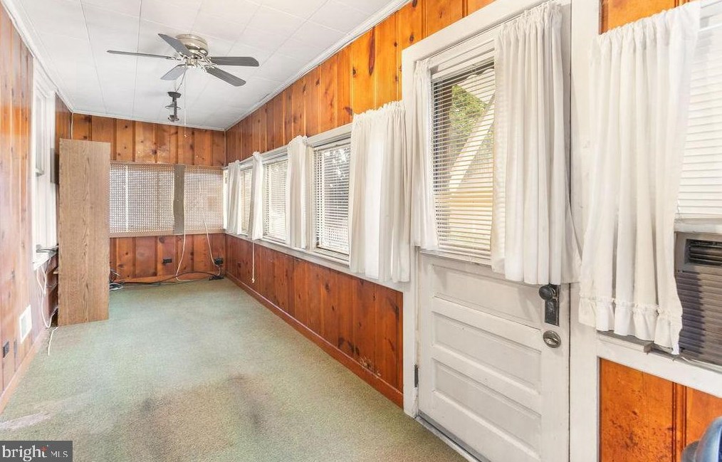 6 Penn St, Hanover PA 17331-1924 exterior