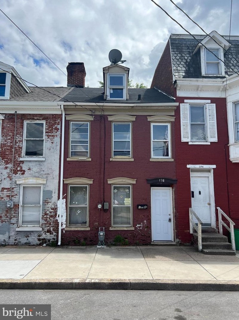 138 South St, York, PA 17401-2728