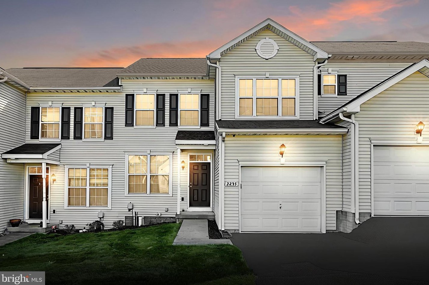 2235 Live Oak Ln #2235, York, PA 17406