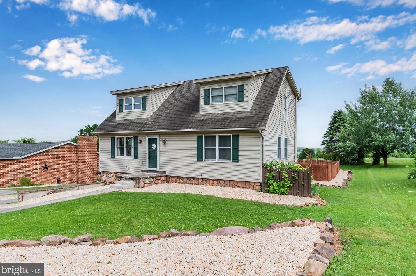 474 Big Sky Dr, Etters, PA 17319-9799