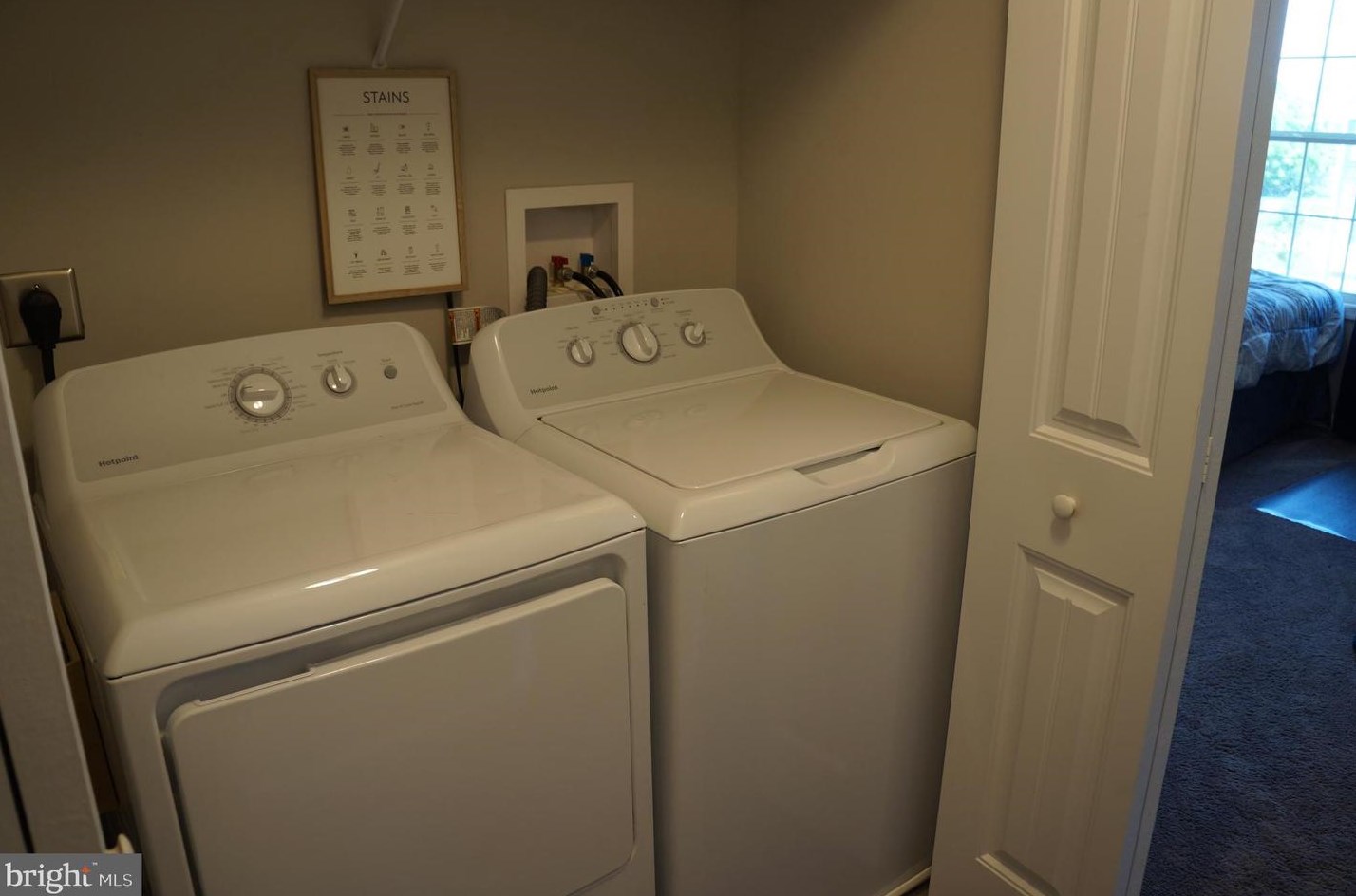 126 Overlook Dr, Hanover PA 17331-9136 exterior