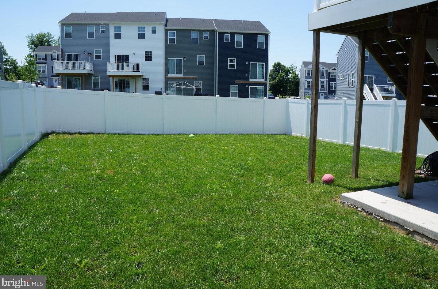 126 Overlook Dr, Hanover PA 17331-9136 exterior