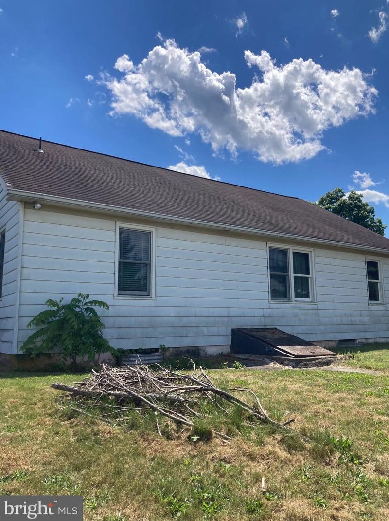1985 York Haven Rd, Etters, PA 17319-8804