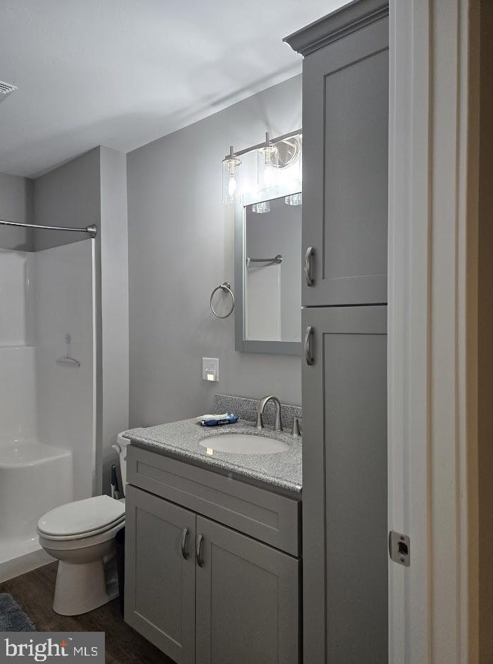 664 Walnut St, Hanover PA 17331-3160 exterior